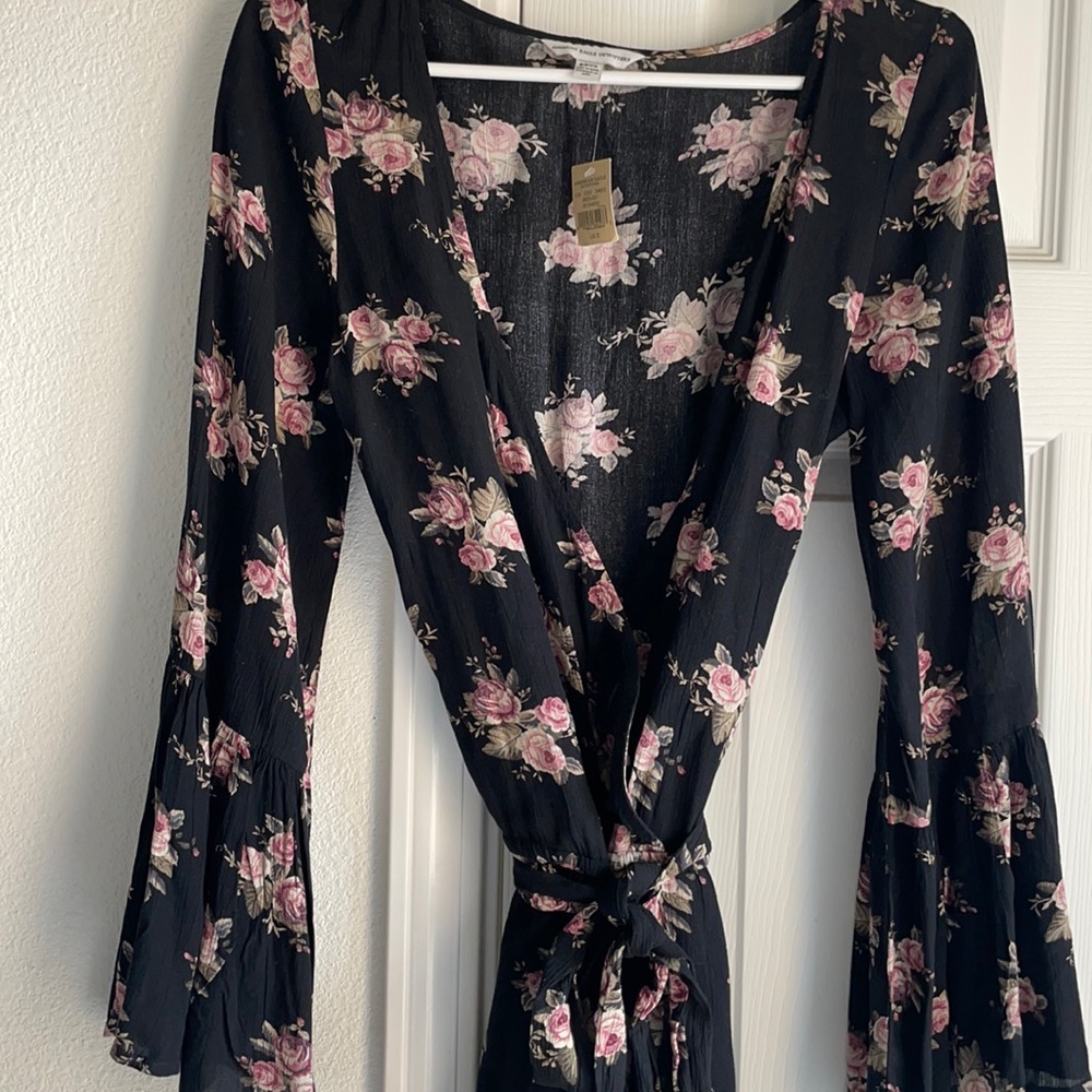American eagle romper with floral